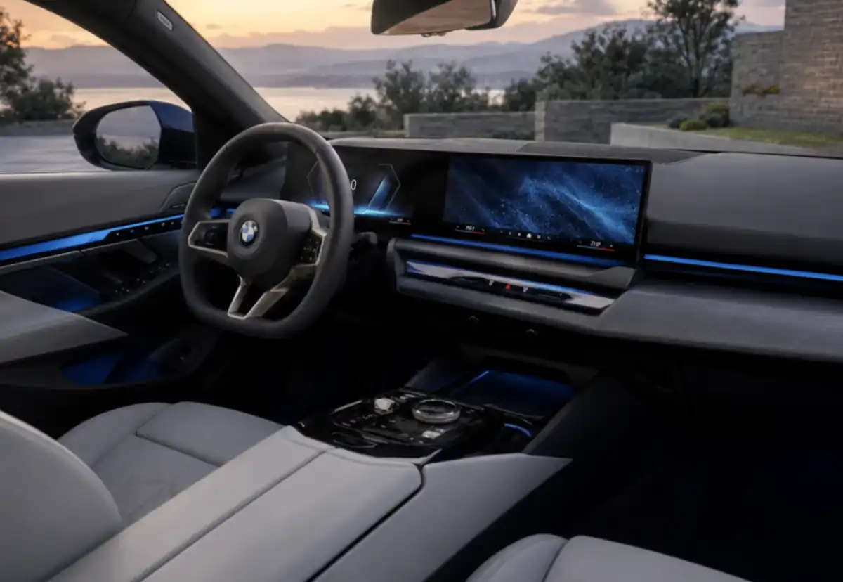 bmw 5시리즈 페이스리프트 예상 1. 노이어 클라쎄가 이끄는 전면부 혁신
